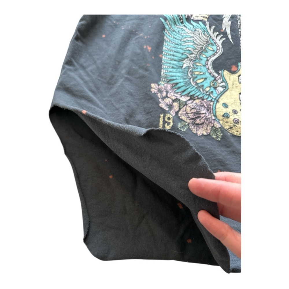 World Tour Graphic T-Shirt Gray Distressed Bleached Rock Tee size Large - Picture 3 of 5